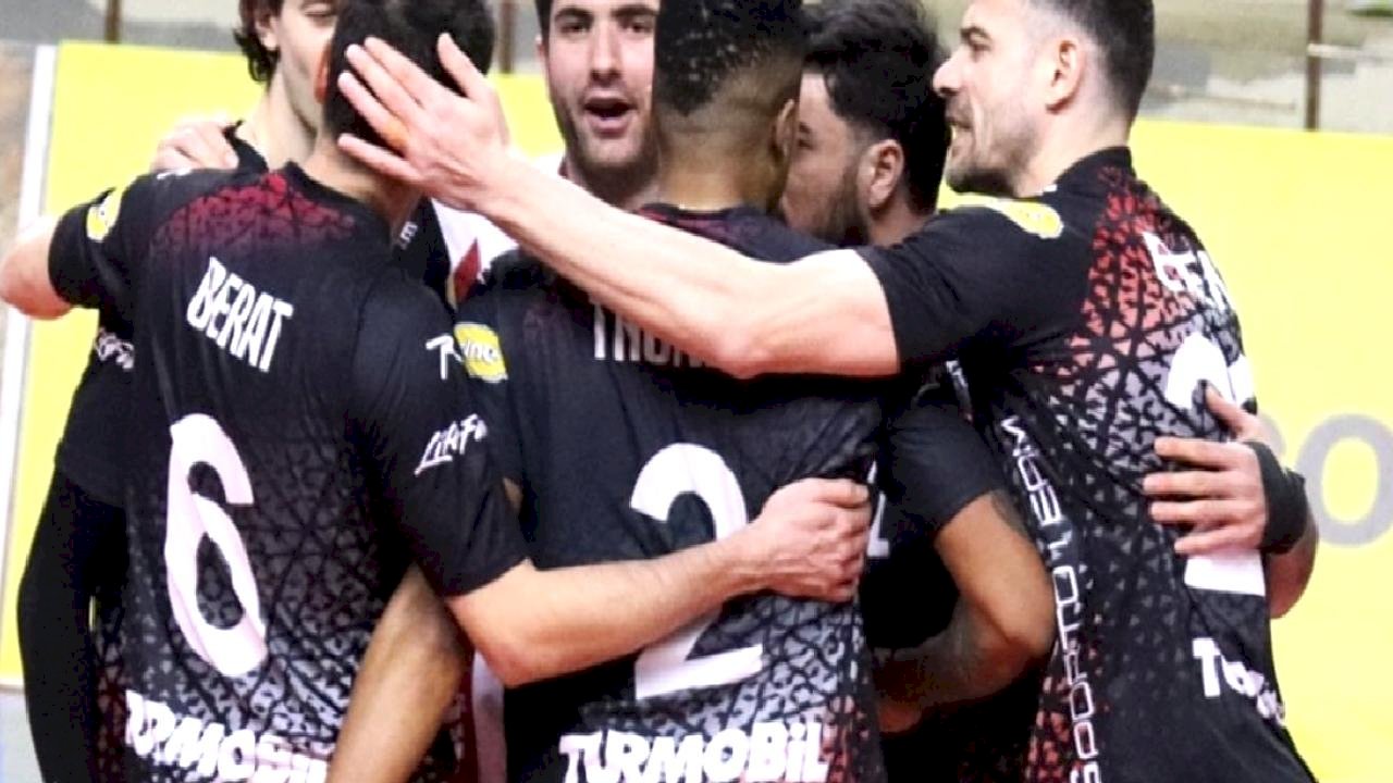 İstanbul Gençlikspor, deplasmanda Akkuş Belediyespor'u yendi