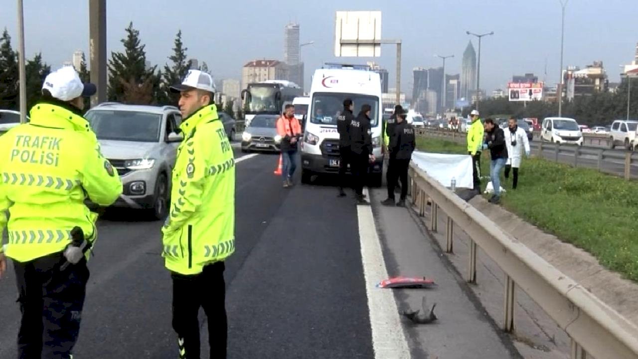 İstanbul'da yolun karşısına geçmek isterken öldü