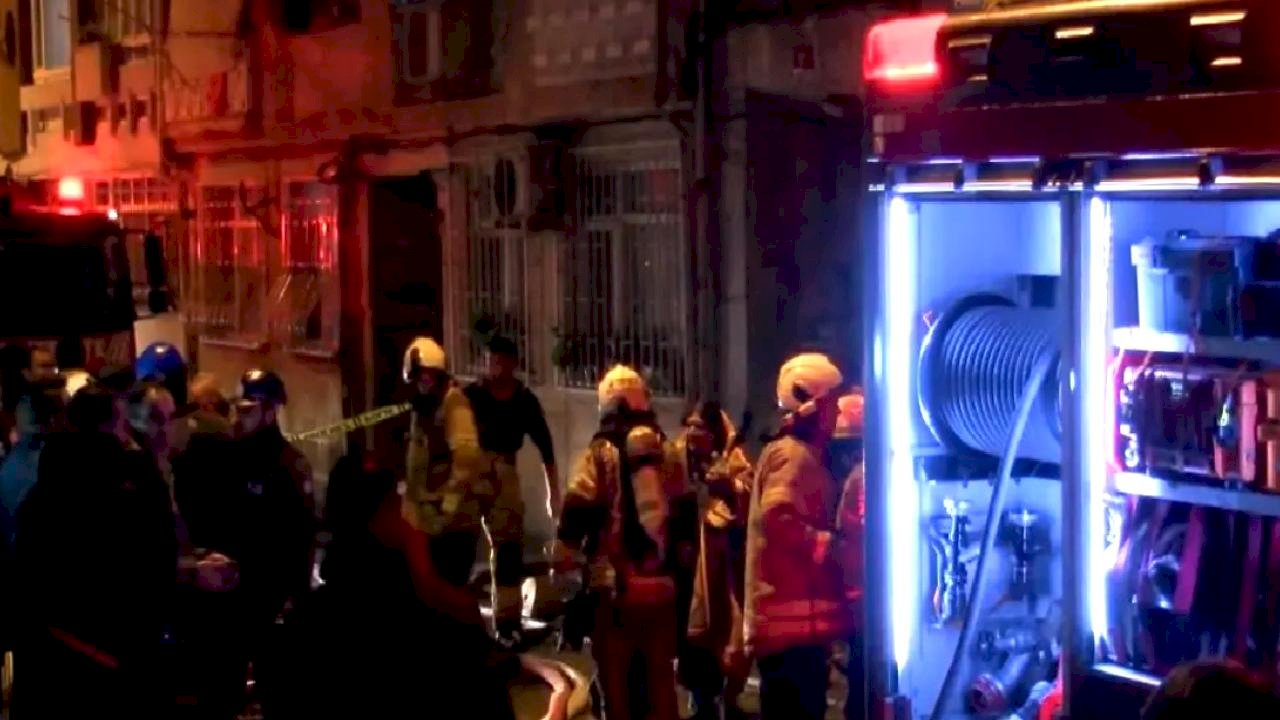 Kadıköy'de Yangın: 8 Yaralı