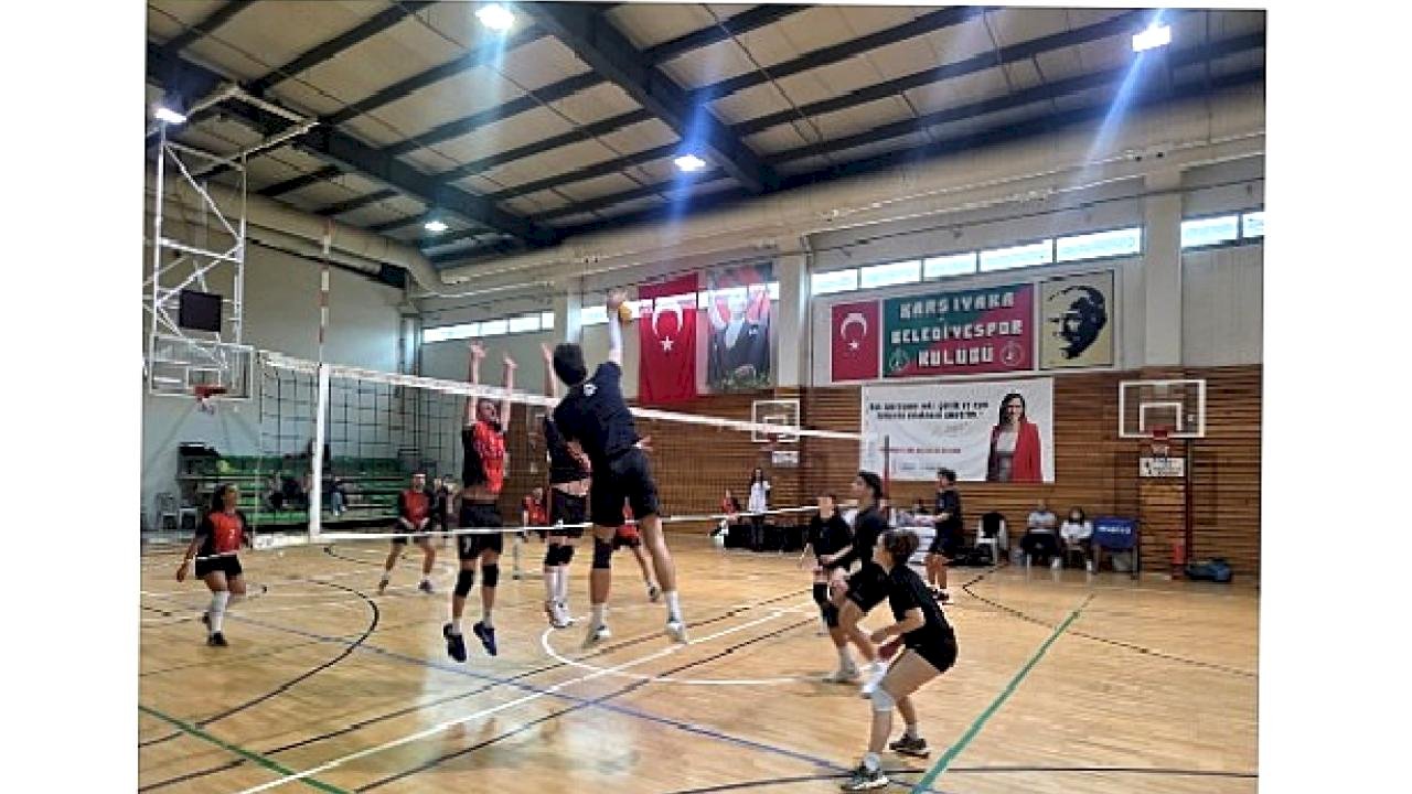 Karşıyaka'da voleybol heyecanı