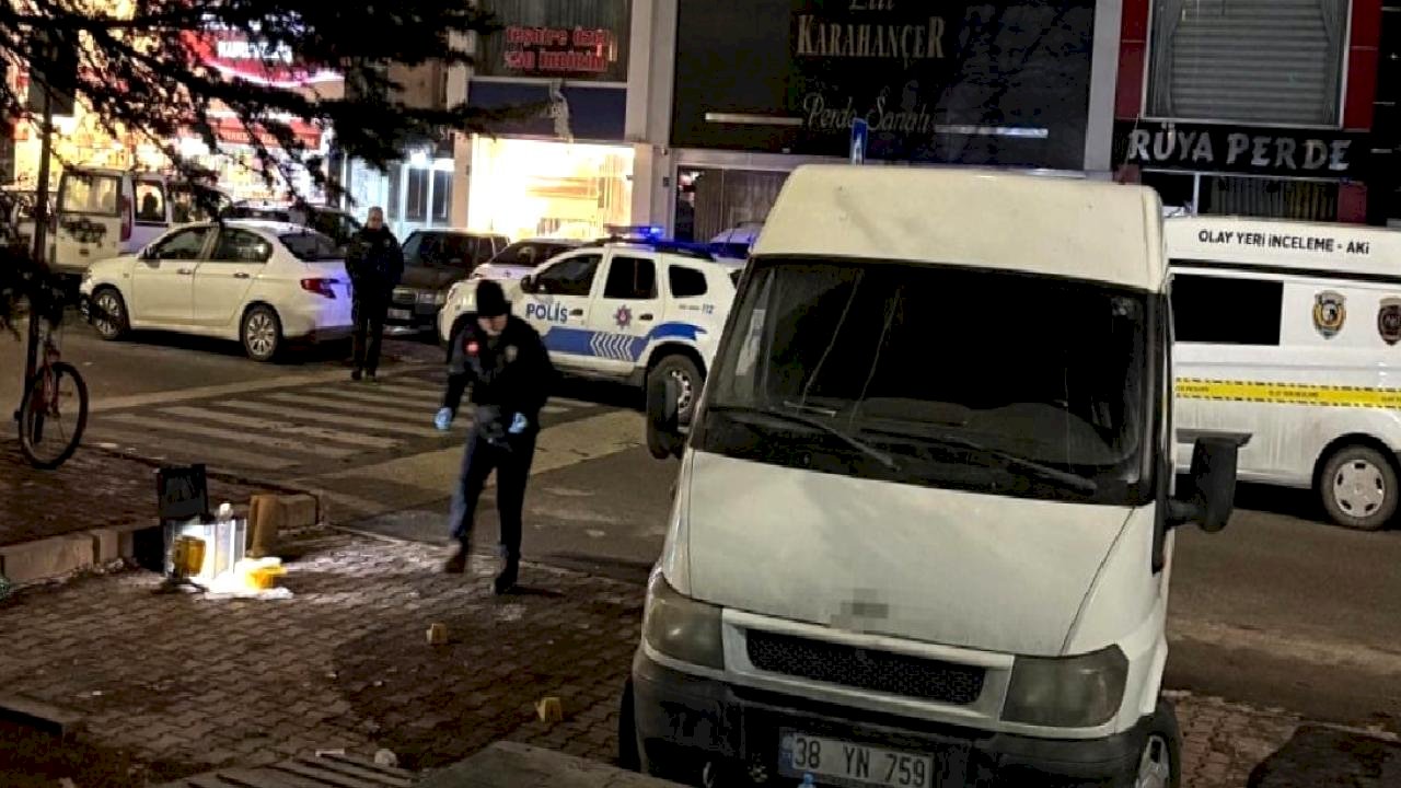 Kayseri'de kıyafet tartışması: 2 kardeşi bıçakladı