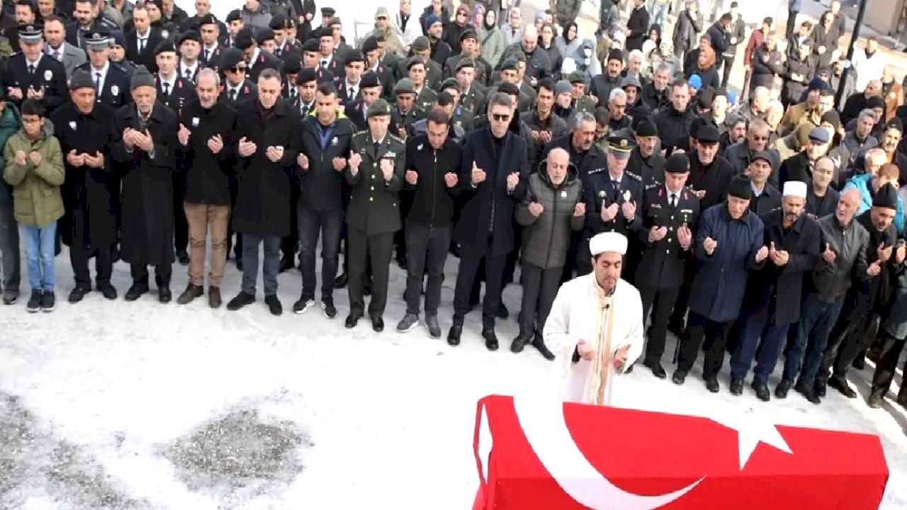 Kıbrıs Gazisi Mustafa Zorer Son Yolculuğuna Uğurlandı