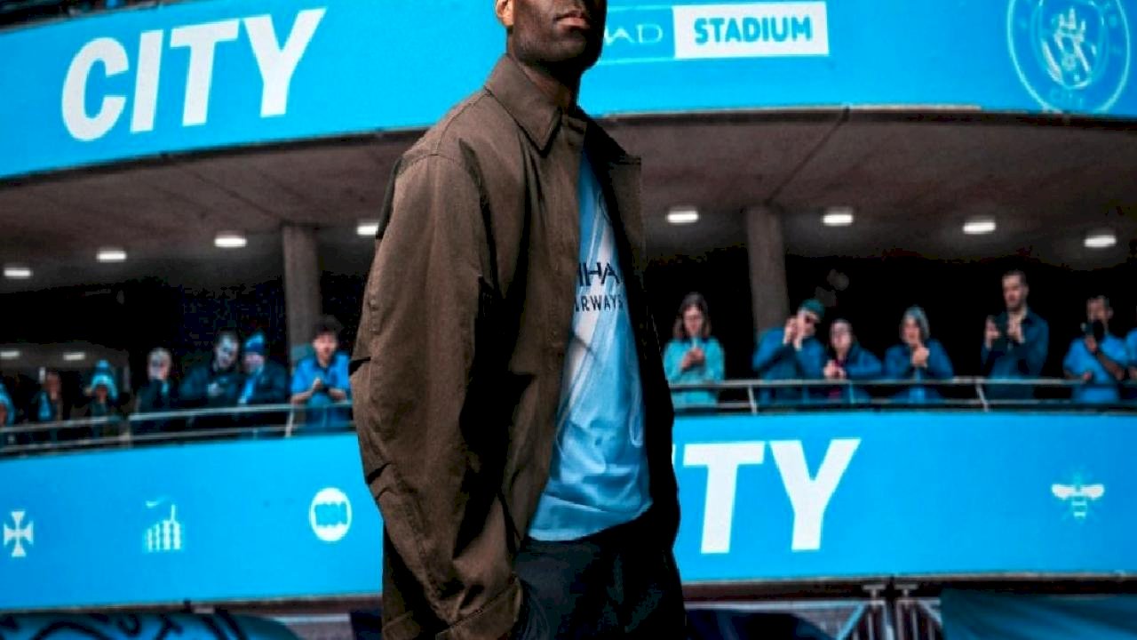 Manchester City, Marc Guehi'yi renklerine bağladı