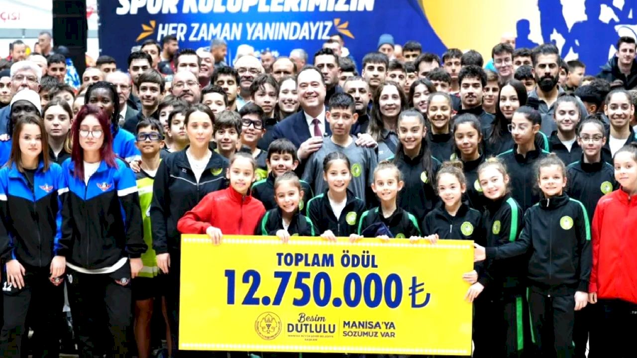 Manisa Büyükşehir’den Amatör Spor Kulüplerine 12 Milyon 750 Bin Liralık Destek