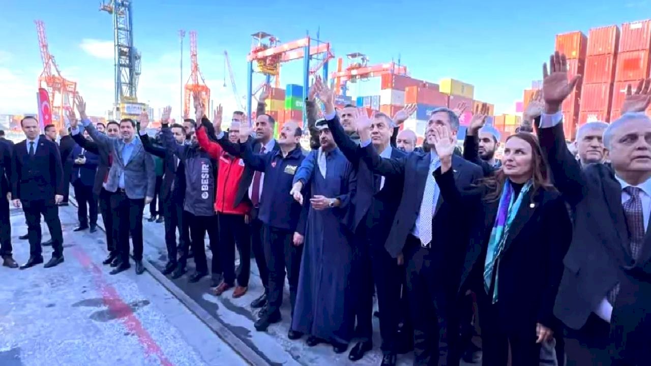 Mersin'den Sudan'a 6. İyilik Gemisi uğurlandı