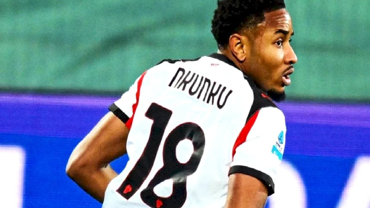 Milan, Floransa’da son anda puanı kaptı