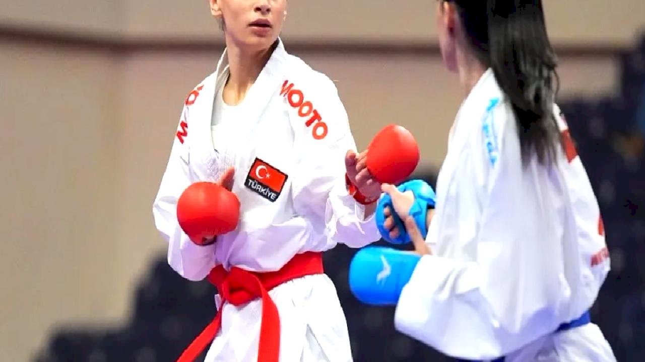 Milli sporcunun emeği altın madalya ile taçlandı