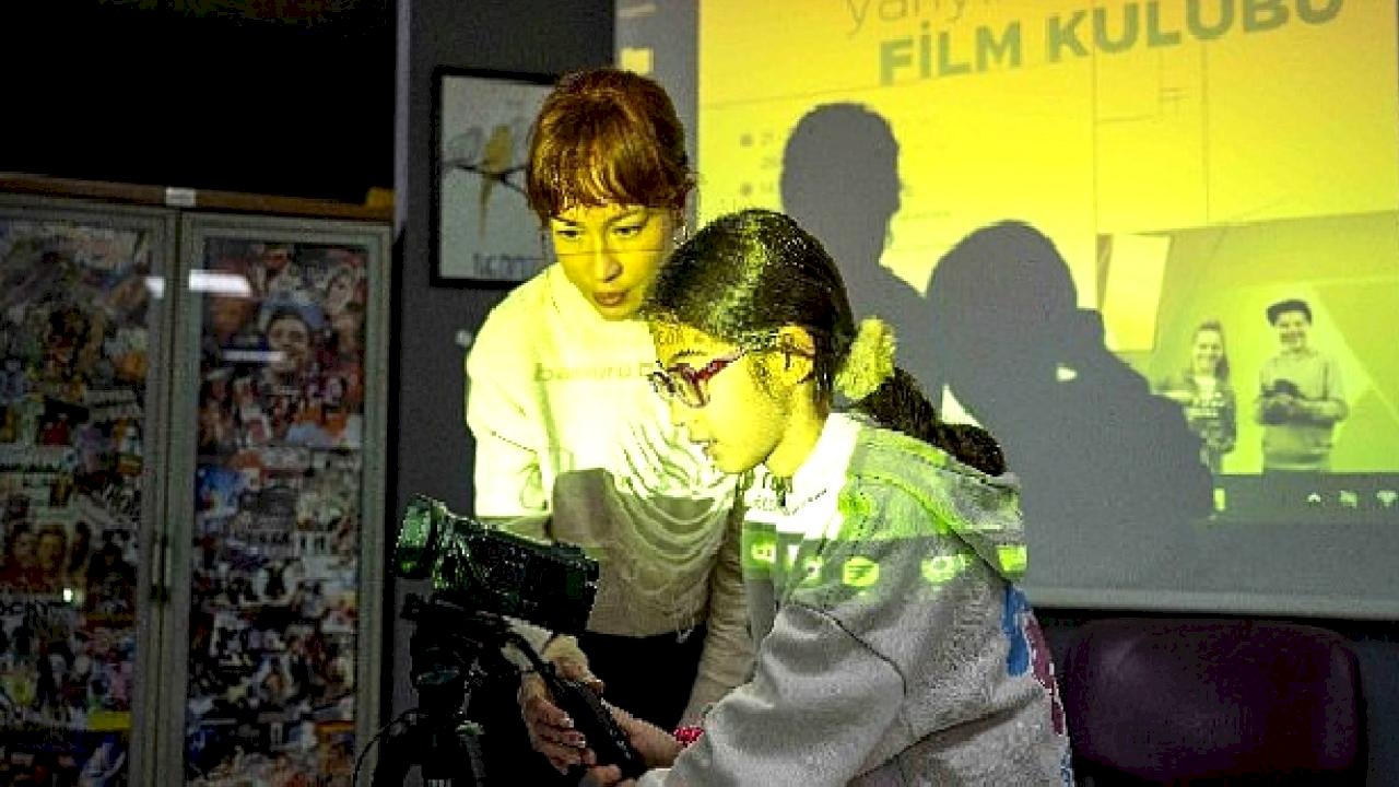 Minik yönetmenler Bornova'da yetişiyor