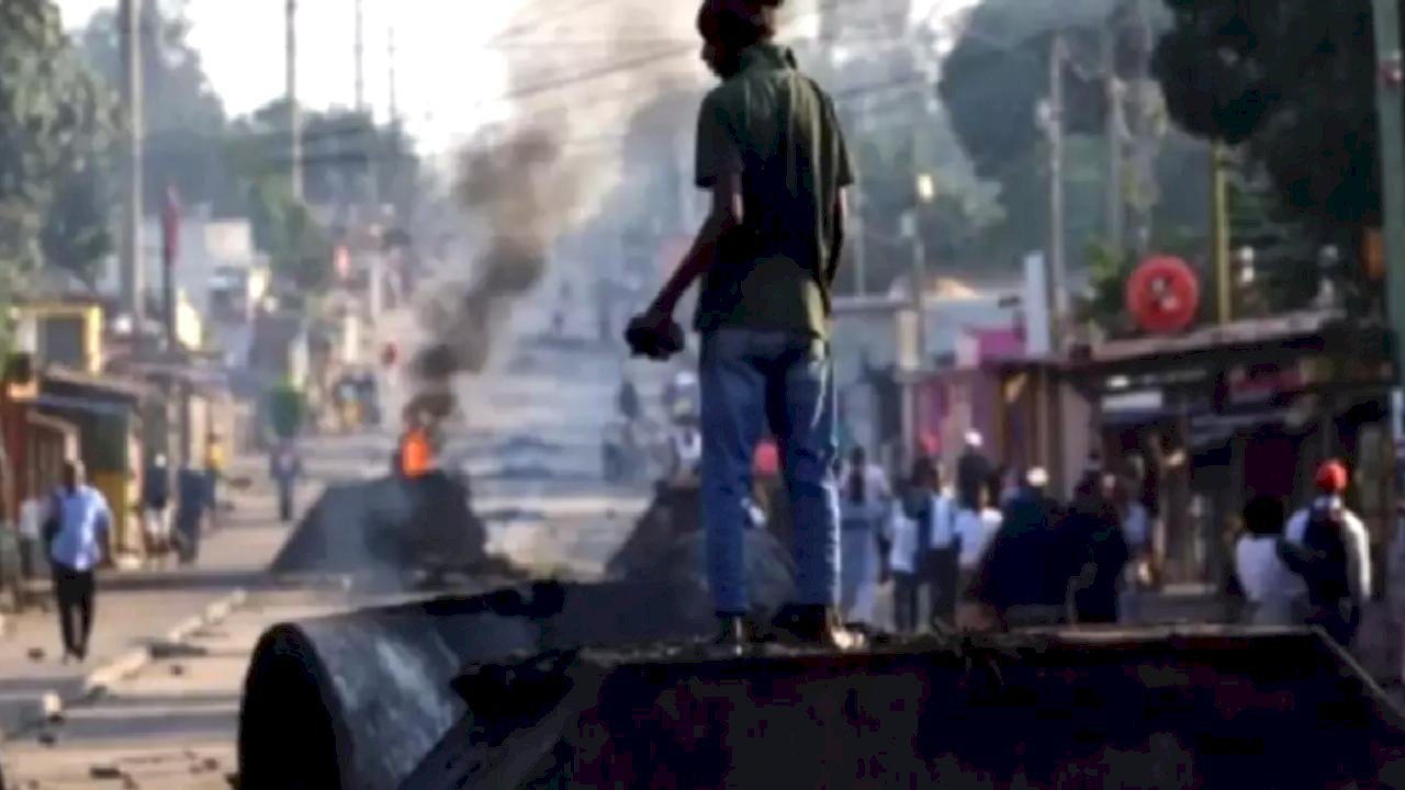 Mozambik'te Polis ve Milisler Arasında Çatışma