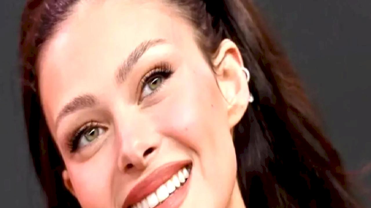 Nicola Peltz Beckham: Hayvan Hakları Savunucusu ve Yetenekli Sanatçı