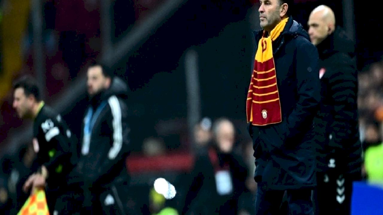 Okan Buruk: Maç çok durdu, oynanmadı