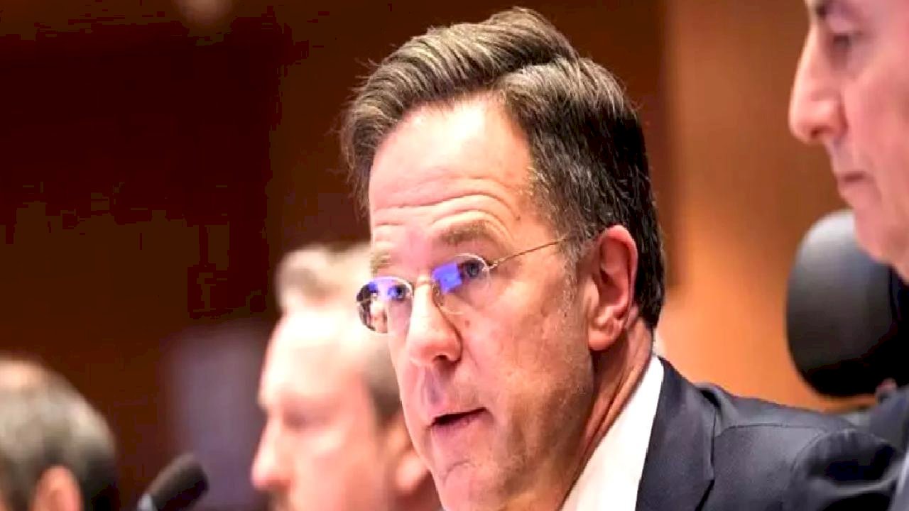 Rutte'den Avrupa'nın Savunmasına Eleştiri