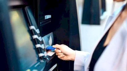 261 yıllık dev banka onlarca şubesini kapatıyor