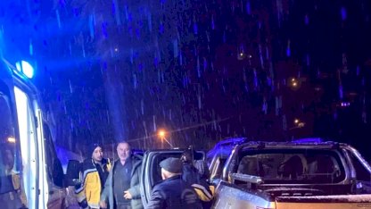 98 Yaşındaki Kore Gazisi Kar Engeline Rağmen Hastaneye Ulaştırıldı