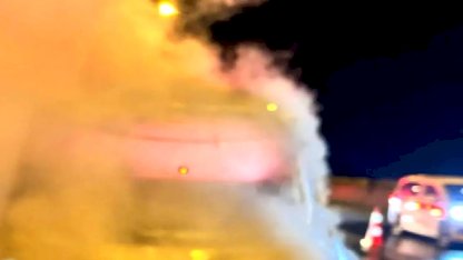 Adana'da Çekici Alev Aldı