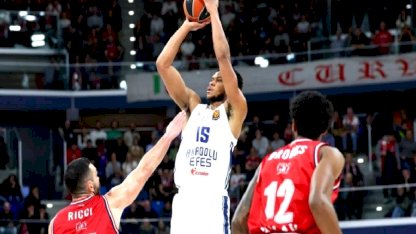 Anadolu Efes deplasmanda Olimpia Milano'ya kaybetti