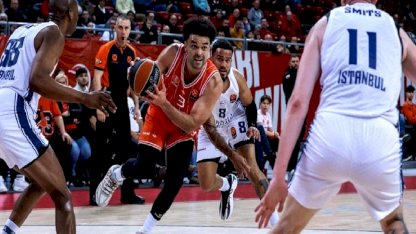 Anadolu Efes, Hapoel Tel Aviv'e kaybetti