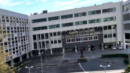 Antalya Büyükşehir Belediyesi'ne operasyon: 14 gözaltı