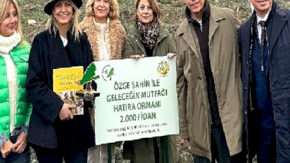 Bazı kitaplar geleceğe yazılır