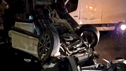 Beşiktaş'ta Kaza: Otomobil Takla Attı