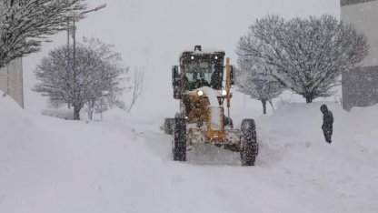 Bitlis'te Kış Zorlu Geçiyor: 4 Metre Kar Yağdı