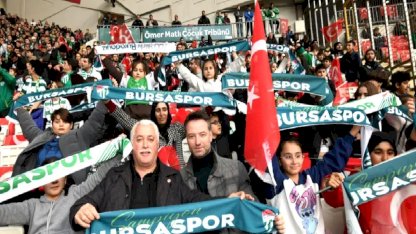 Bursa Osmangazi’de 90 çocuk daha yeşil beyazlı oldu