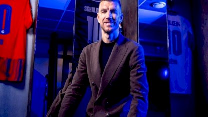 Edin Dzeko, Schalke 04'e transfer oldu