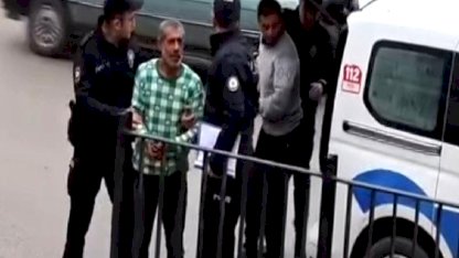 Edirne'de yurt dışına kaçmak isterken ormanda yakalandılar