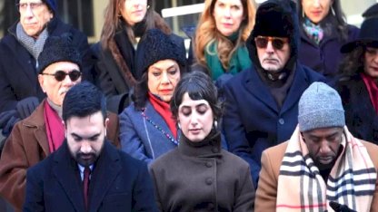 Eksi 13 derecede halkın önünde yemin etti, Mamdani resmen göreve başladı