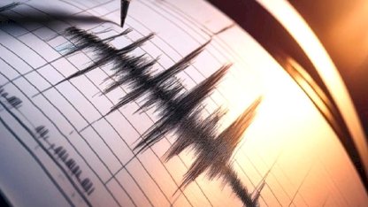 Endonezya'da 5,7 büyüklüğünde deprem