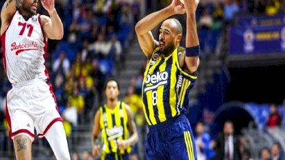 Fenerbahçe Beko farklı galibiyetle zirveye yükseldi
