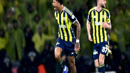 Fenerbahçe'de Jayden Oosterwolde sakatlandı
