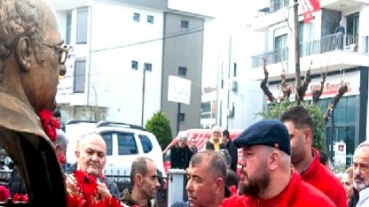 Güzelbahçeliler Mumcu'yu Unutmadı