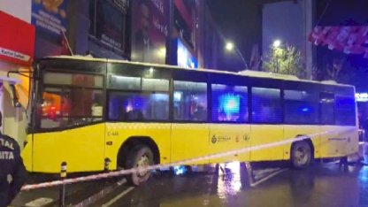 İstanbul'da İETT otobüsünün binanın duvarına çarpması sonucu 6 kişi yaralandı