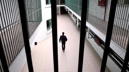 İzmir Cezaevinde Saldırı: 2 Memur Yaralandı