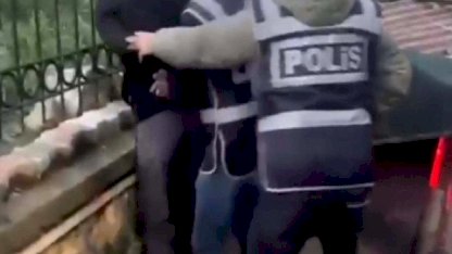 İzmir'de firari hükümlü saklandığı kümeste öksürünce yakalandı