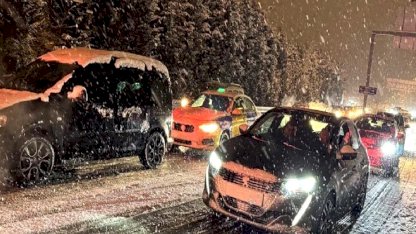 Kar yağdı, İstanbul'da trafik yüzde 80'e çıktı