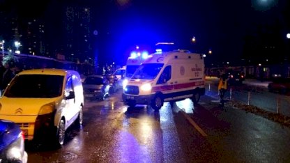 Malatya'da husumetlilerin bıçaklı kavgasında: 2'si ağır 3 kişi yaralandı