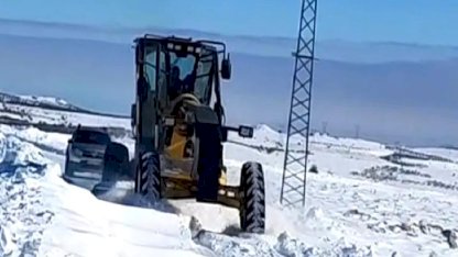 Malatya'da karla mücadele sürüyor