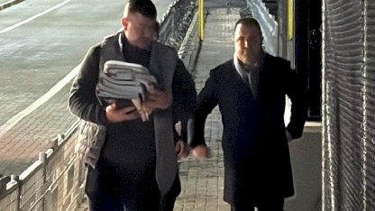 Tahliye edilen Rezan Epözdemir cezaevinden çıktı