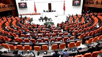 TSK'nın Somali'deki görev süresini uzatan tezkere kabul edildi