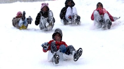 Ülke genelinde soğuk hava hakim: İstanbul'daki fırtına yerini kar yağışına bırakıyor