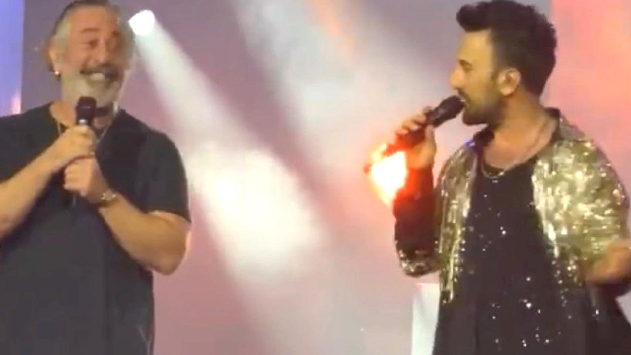 Tarkan konserinde Cem Yılmaz sürprizi