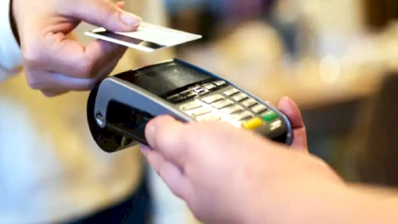 Temassız kartlarda şifresiz işlem limiti 2 bin 500 liraya çıkarıldı