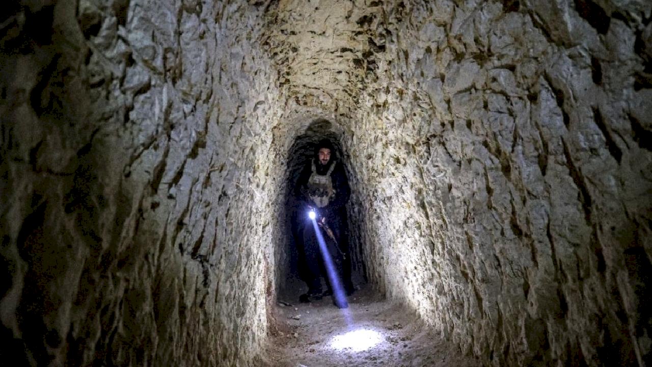 Terör örgütü YPG/SDG'nin Şeyh Maksud’daki yer altı tünelleri ortaya çıktı