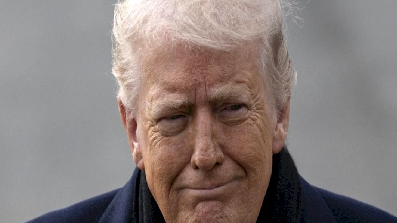 Trump, Grönland konusunda NATO ile görüştüklerini söyledi