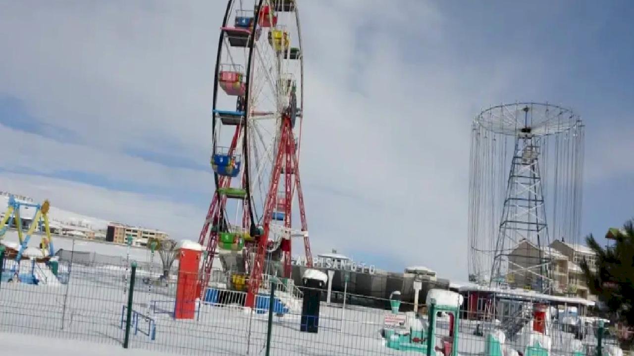 Van'da Kar Yağışı Etkisini Yitirdi