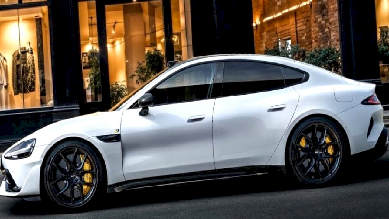 Xiaomi SU7, Çin'de ilk kez Tesla Model 3'ü geride bıraktı