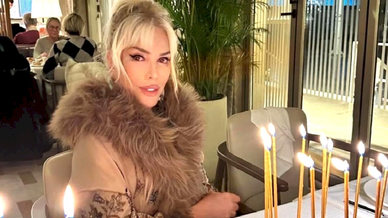 Ajda Pekkan, 80. yaş gününü kutladı