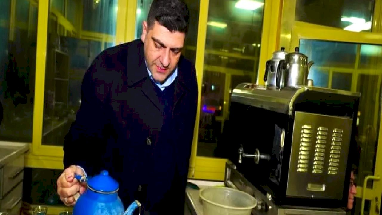 AK Parti Mardin İl Başkanı Mehmet Uncu'dan ramazanda samimi gönül dokunuşu